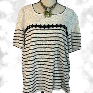 Elegant Black and White Lace Women's Top